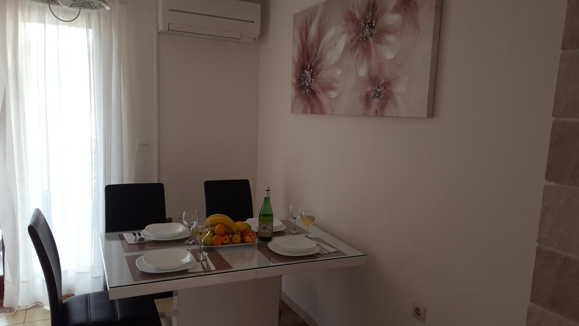 Apartmani I & J Seric Seget Vranjica Extérieur photo