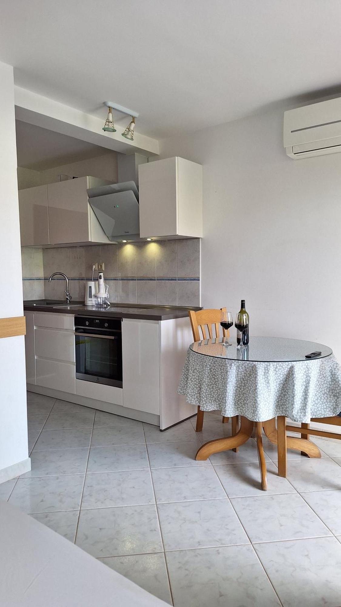Apartmani I & J Seric Seget Vranjica Extérieur photo