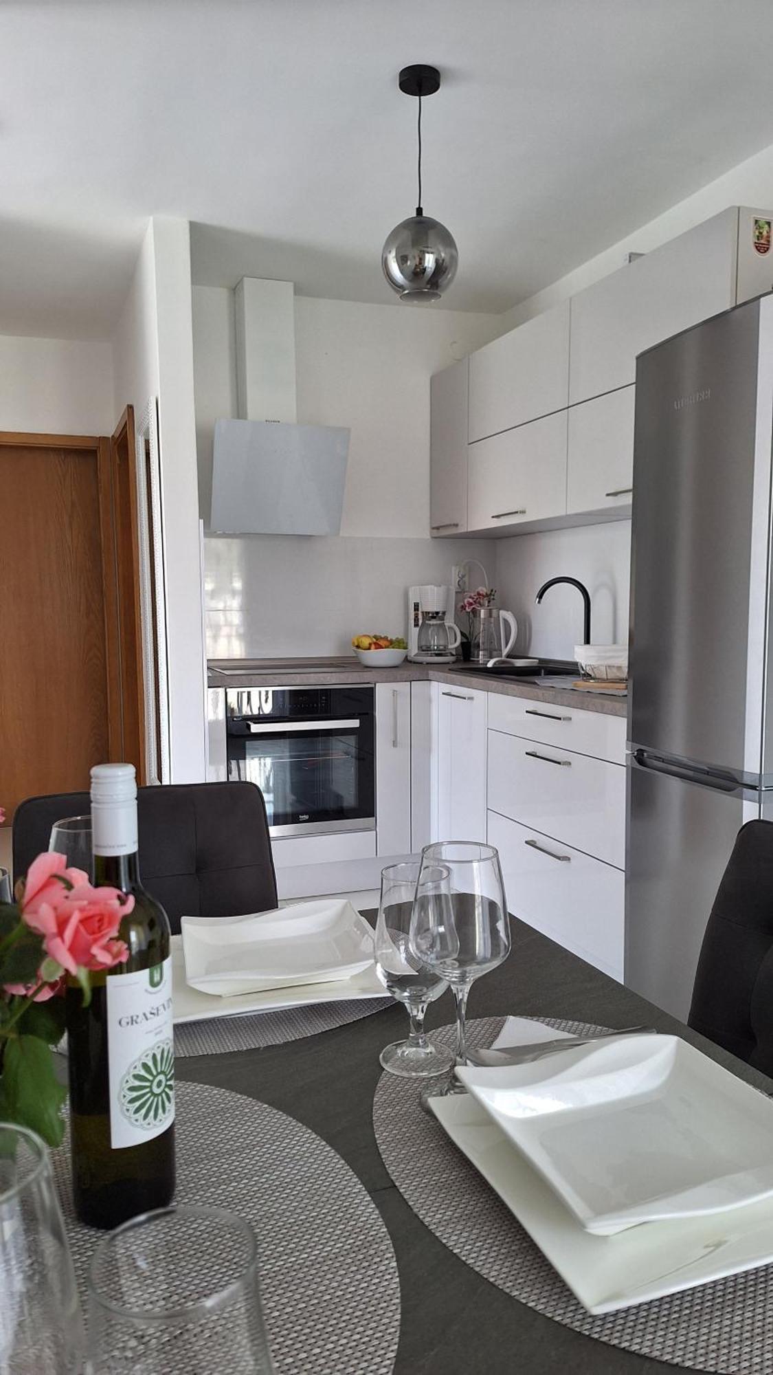 Apartmani I & J Seric Seget Vranjica Extérieur photo